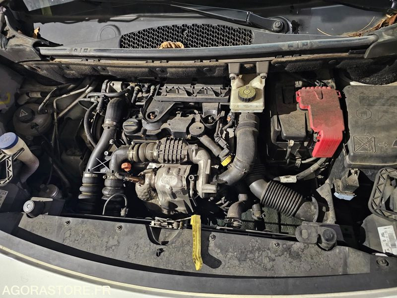 Küçük panelvan Peugeot Partner - 2014 - 61762kms - DK 345 FR: fotoğraf 14 Küçük panelvan Peugeot Partner - 2014 - 61762kms - DK 345 FR: fotoğraf 14