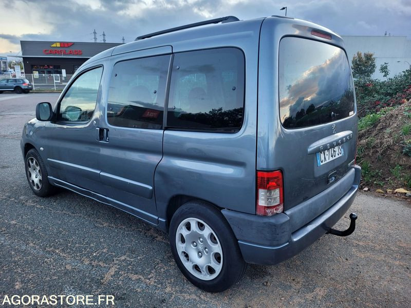 Peugeot partner 1.6hdi 90 ch - Binek araba: fotoğraf 2 Peugeot partner 1.6hdi 90 ch - Binek araba: fotoğraf 2