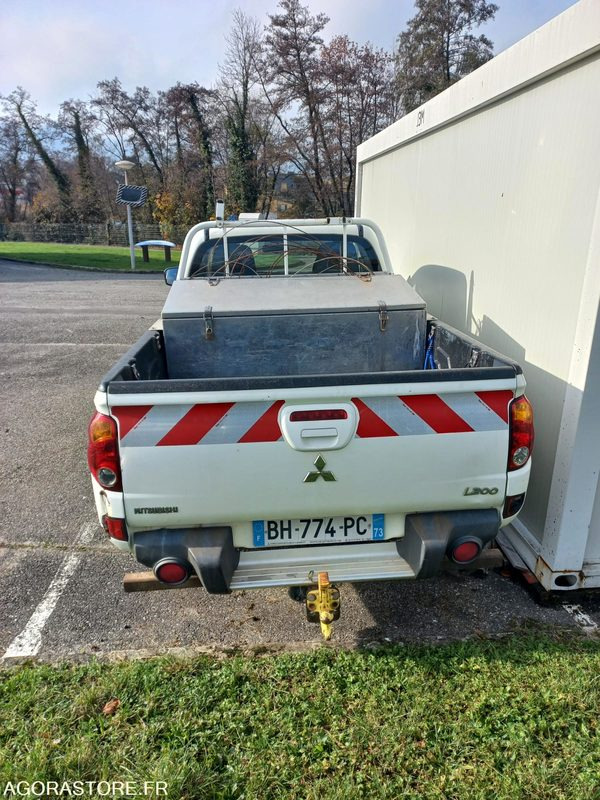 Pick-up Mitsubishi L200 de 2011 (réf. 4229) - Pikap: fotoğraf 5 Pick-up Mitsubishi L200 de 2011 (réf. 4229) - Pikap: fotoğraf 5