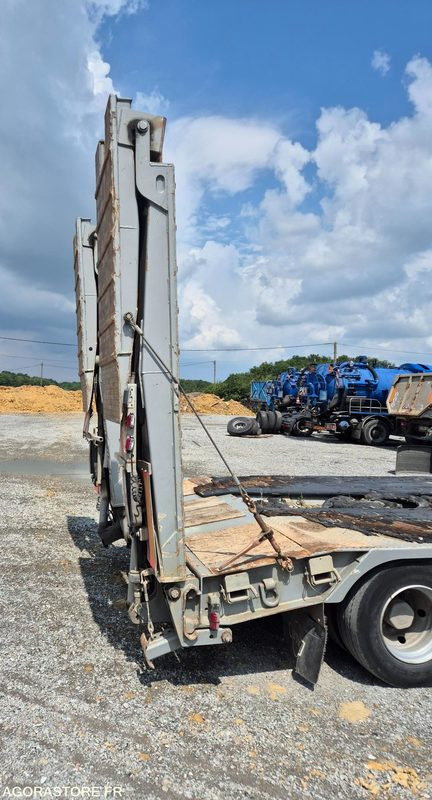 Porte engins 4 essieux - Alçak çerçeveli platform römork: fotoğraf 5 Porte engins 4 essieux - Alçak çerçeveli platform römork: fotoğraf 5