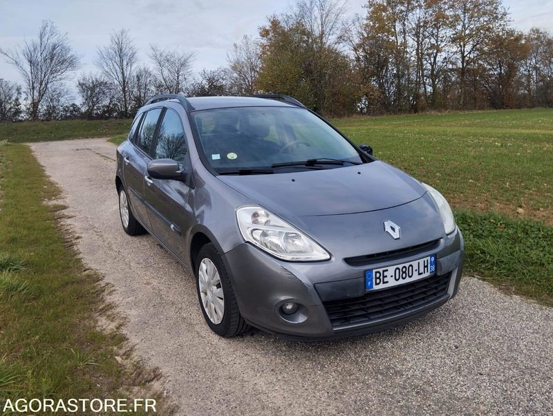 RENAULT CLIO 1.5 DCI - 136000 KILOMETRES - DIESEL - ANNÉE 2010 - Station wagon: fotoğraf 2 RENAULT CLIO 1.5 DCI - 136000 KILOMETRES - DIESEL - ANNÉE 2010 - Station wagon: fotoğraf 2