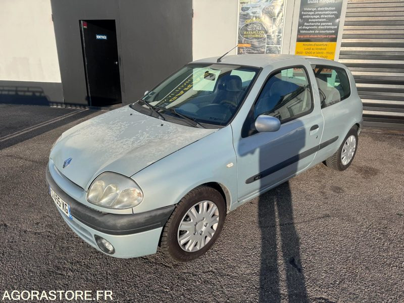 RENAULT CLIO 1.6I 110CH - 264830KMS - 1999 - Binek araba: fotoğraf 1 RENAULT CLIO 1.6I 110CH - 264830KMS - 1999 - Binek araba: fotoğraf 1