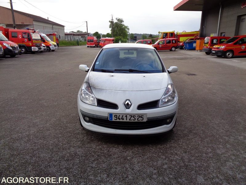 RENAULT CLIO 9441ZS25 - Binek araba: fotoğraf 1 RENAULT CLIO 9441ZS25 - Binek araba: fotoğraf 1