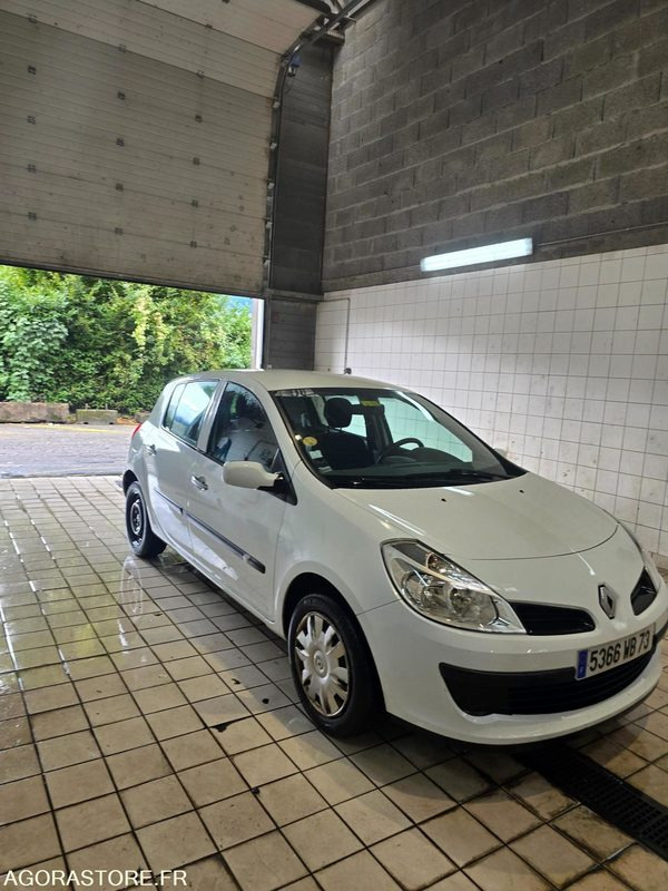 RENAULT CLIO - Binek araba: fotoğraf 3 RENAULT CLIO - Binek araba: fotoğraf 3