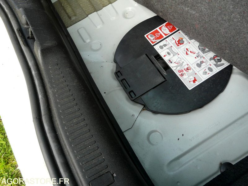 RENAULT CLIO - Binek araba: fotoğraf 5 RENAULT CLIO - Binek araba: fotoğraf 5