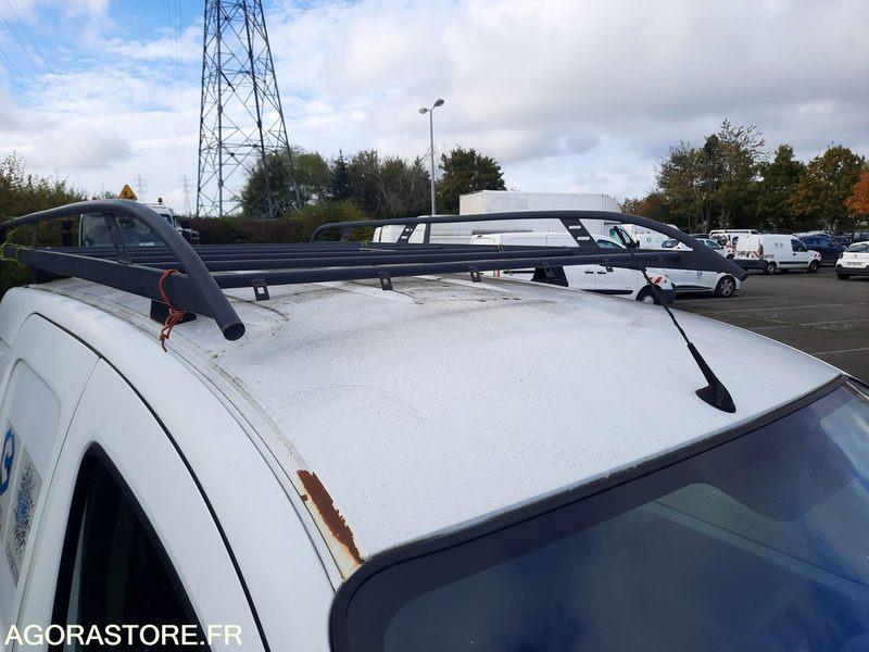 RENAULT KANGOO - 2008 - 115 135KM - NON ROULANT - Küçük panelvan: fotoğraf 5 RENAULT KANGOO - 2008 - 115 135KM - NON ROULANT - Küçük panelvan: fotoğraf 5