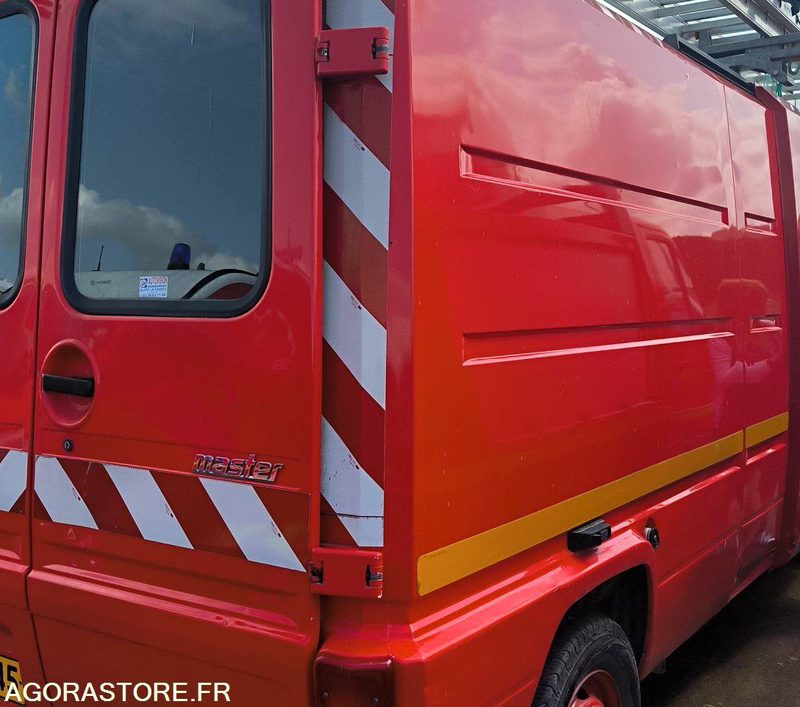 RENAULT MASTER T35 D 102714kms - 1996 - Panelvan: fotoğraf 2 RENAULT MASTER T35 D 102714kms - 1996 - Panelvan: fotoğraf 2