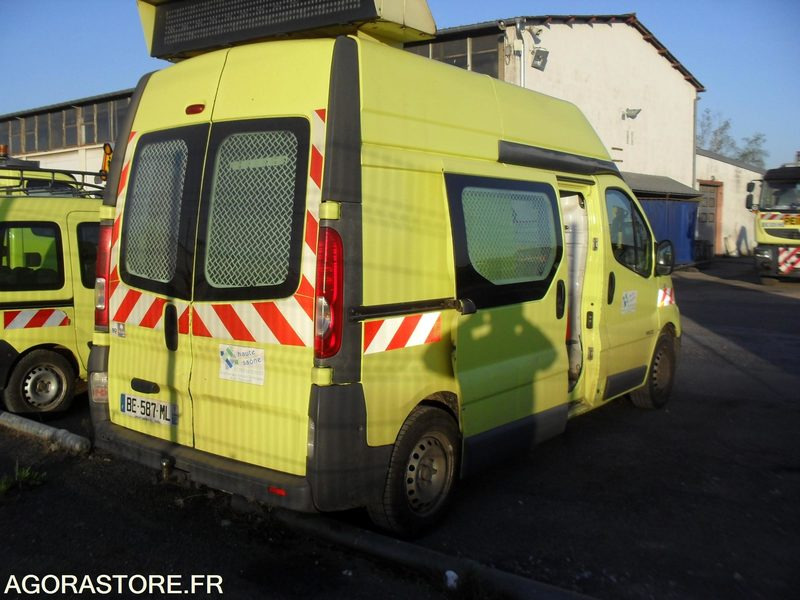RENAULT TRAFIC - Panelvan: fotoğraf 3 RENAULT TRAFIC - Panelvan: fotoğraf 3