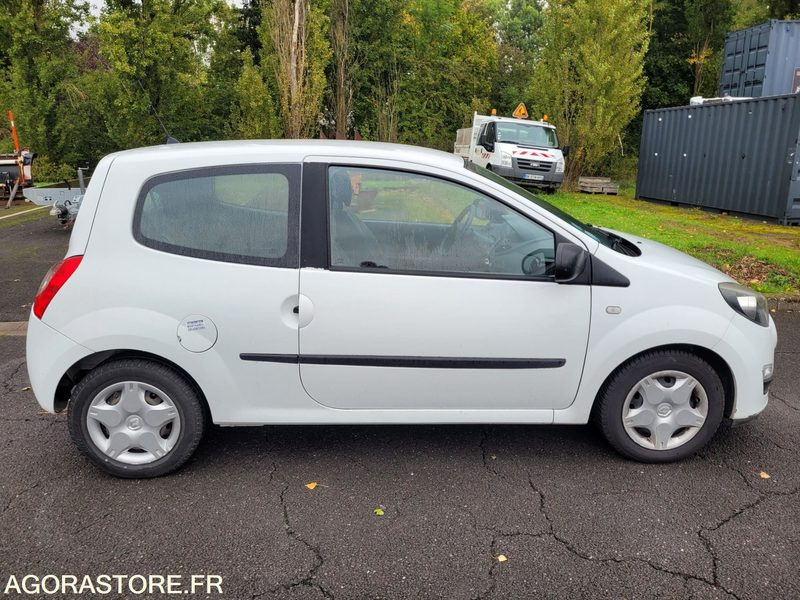 RENAULT TWINGO - DB-290-VQ - VIN VF1CNJ10550142907 - Binek araba: fotoğraf 4 RENAULT TWINGO - DB-290-VQ - VIN VF1CNJ10550142907 - Binek araba: fotoğraf 4