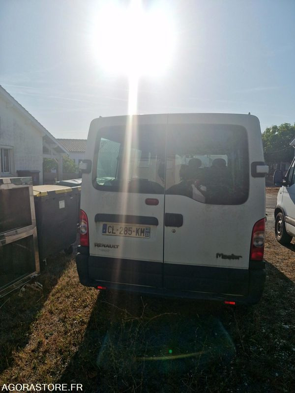 Ranault Master II AUTOBUS/AUTOCAR 2.5 DCI 160545kms 2007 - Minibüs, Minivan: fotoğraf 4 Ranault Master II AUTOBUS/AUTOCAR 2.5 DCI 160545kms 2007 - Minibüs, Minivan: fotoğraf 4