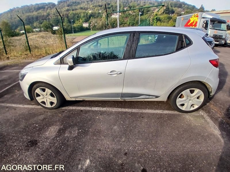 Renault Clio IV – Diesel – 2016-213 584 km - Binek araba: fotoğraf 5 Renault Clio IV – Diesel – 2016-213 584 km - Binek araba: fotoğraf 5