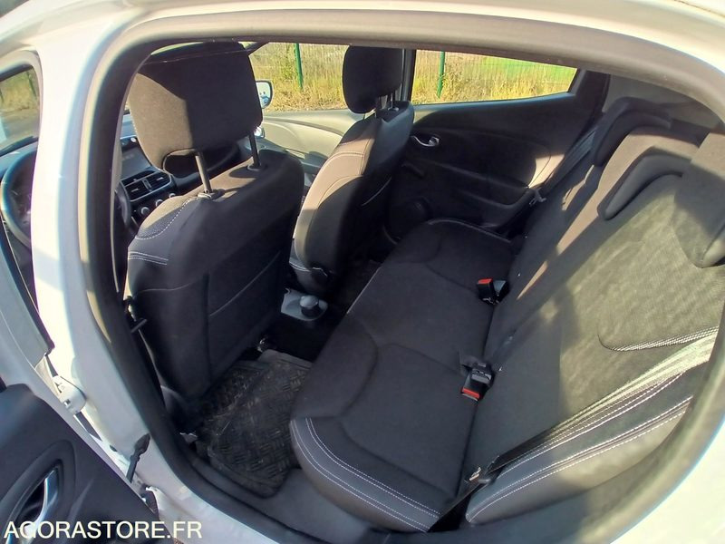 Renault Clio IV – Diesel – 2016-214 290 km - Binek araba: fotoğraf 4 Renault Clio IV – Diesel – 2016-214 290 km - Binek araba: fotoğraf 4