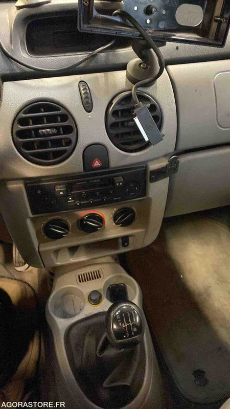 Küçük panelvan Renault - Kangoo - 2004 - 175592KMS - 1944XW71: fotoğraf 16