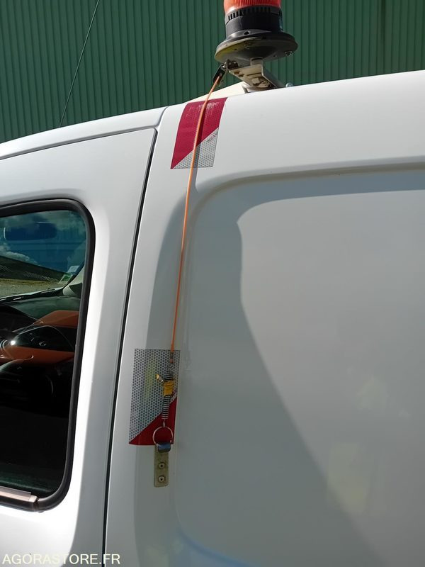 Küçük panelvan Renault Kangoo - 2016 - 147842 kms: fotoğraf 17
