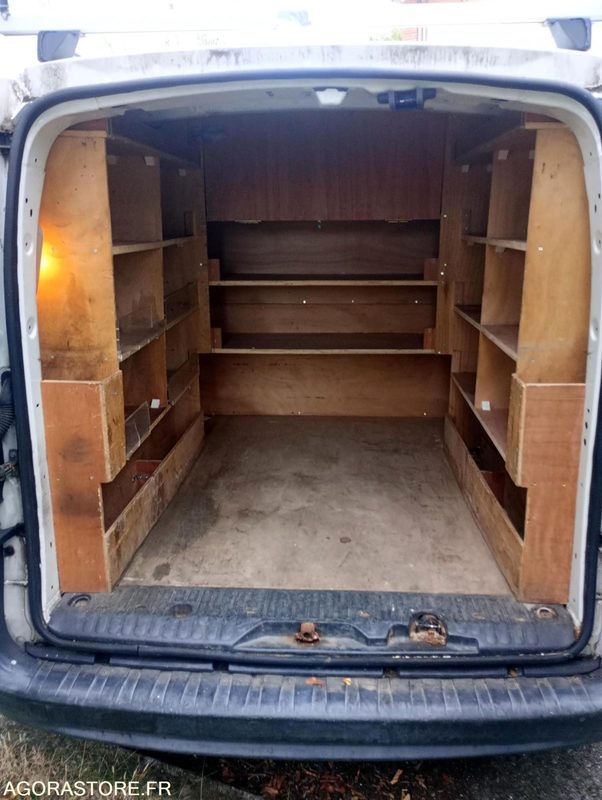 Renault Kangoo 6CV 136506 kms 2009 - Küçük panelvan: fotoğraf 3 Renault Kangoo 6CV 136506 kms 2009 - Küçük panelvan: fotoğraf 3