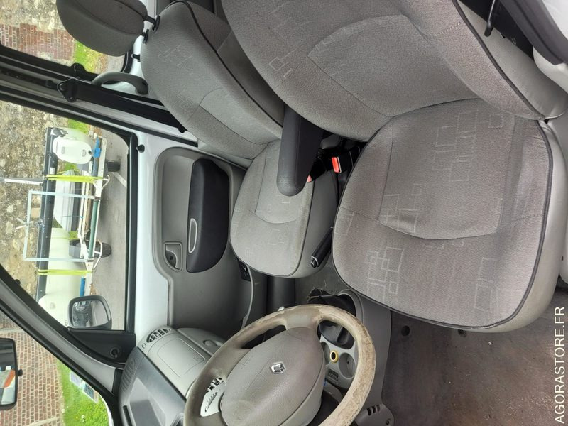 Renault Kangoo 869 BRZ 60 - Küçük panelvan: fotoğraf 5 Renault Kangoo 869 BRZ 60 - Küçük panelvan: fotoğraf 5