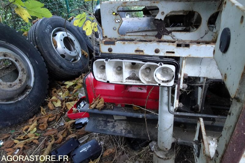 Renault Midlum 220 DXI - Binek araba: fotoğraf 3 Renault Midlum 220 DXI - Binek araba: fotoğraf 3