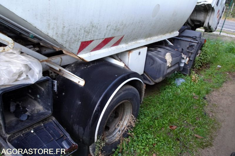 Renault Midlum 220 DXI - Binek araba: fotoğraf 5 Renault Midlum 220 DXI - Binek araba: fotoğraf 5