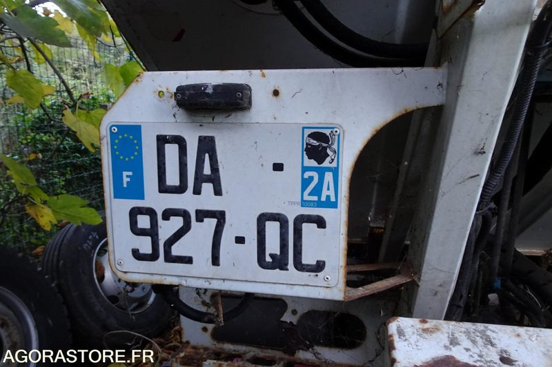 Renault Midlum 220 DXI - Binek araba: fotoğraf 2 Renault Midlum 220 DXI - Binek araba: fotoğraf 2