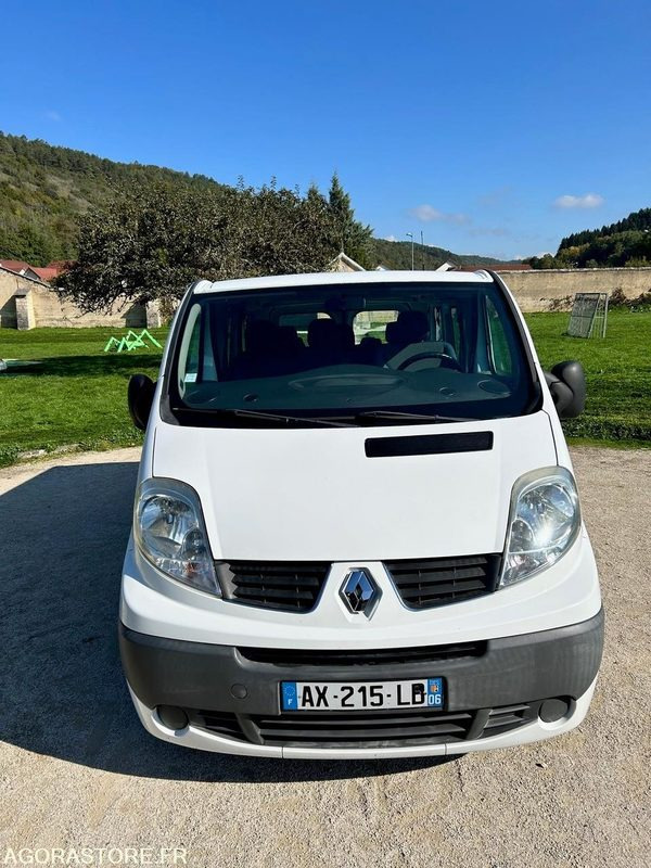 Renault Trafic 2 - 2010 - 141000 kms - Minibüs, Minivan: fotoğraf 2 Renault Trafic 2 - 2010 - 141000 kms - Minibüs, Minivan: fotoğraf 2