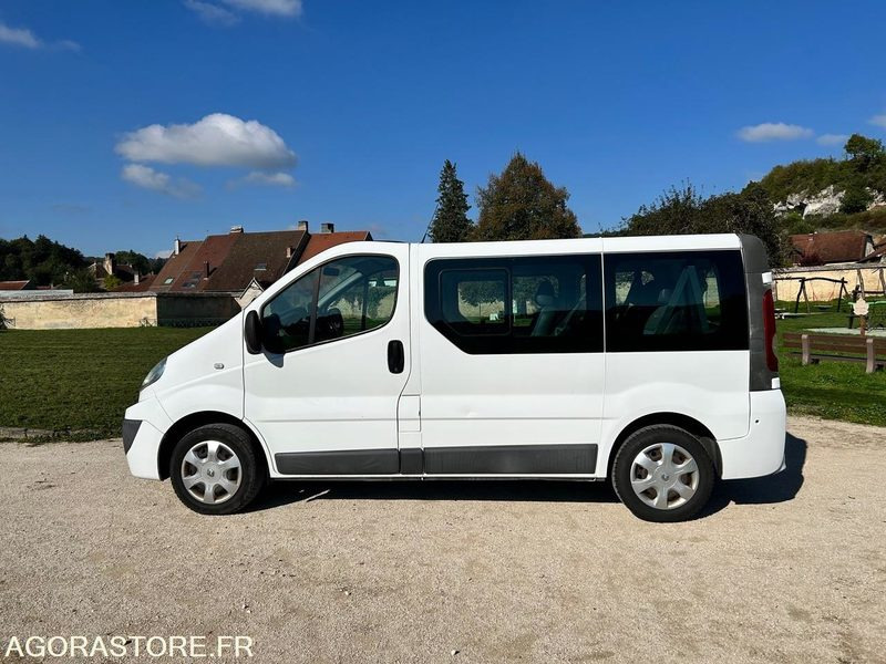 Renault Trafic 2 - 2010 - 141000 kms - Minibüs, Minivan: fotoğraf 3 Renault Trafic 2 - 2010 - 141000 kms - Minibüs, Minivan: fotoğraf 3