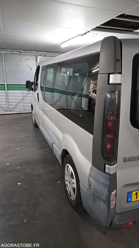 Minibüs, Minivan Renault Trafic - 2004 - 257907kms - 1707-XB-22: fotoğraf 11 Minibüs, Minivan Renault Trafic - 2004 - 257907kms - 1707-XB-22: fotoğraf 11