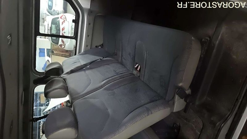 Minibüs, Minivan Renault Trafic - 2004 - 257907kms - 1707-XB-22: fotoğraf 24 Minibüs, Minivan Renault Trafic - 2004 - 257907kms - 1707-XB-22: fotoğraf 24