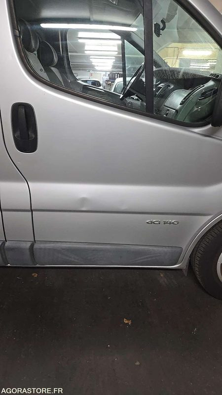 Minibüs, Minivan Renault Trafic - 2004 - 257907kms - 1707-XB-22: fotoğraf 21 Minibüs, Minivan Renault Trafic - 2004 - 257907kms - 1707-XB-22: fotoğraf 21