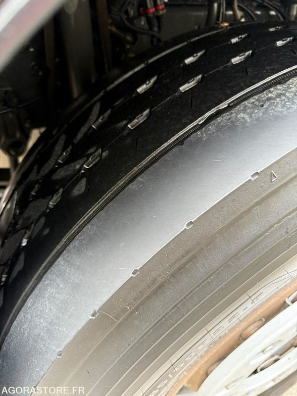 Renault porteur C460 Ampliroll Grue 6x2 remorquant - Kancalı yükleyici kamyon: fotoğraf 4 Renault porteur C460 Ampliroll Grue 6x2 remorquant - Kancalı yükleyici kamyon: fotoğraf 4