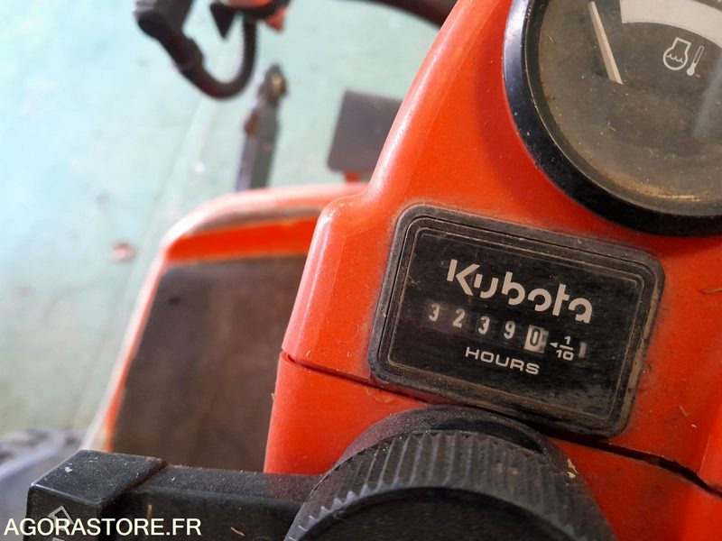 TONDEUSE KUBOTA F3680 DE 2012 - Çim biçme makinesi: fotoğraf 4 TONDEUSE KUBOTA F3680 DE 2012 - Çim biçme makinesi: fotoğraf 4