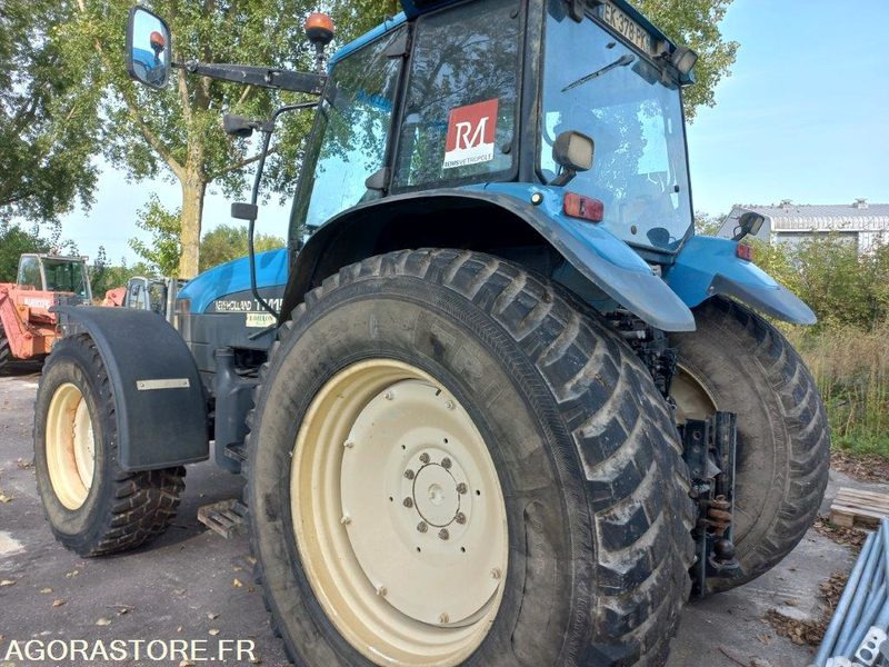 TRACTEUR AGRICOLE NEW HOLLAND EK-378-PK - Traktör: fotoğraf 5 TRACTEUR AGRICOLE NEW HOLLAND EK-378-PK - Traktör: fotoğraf 5