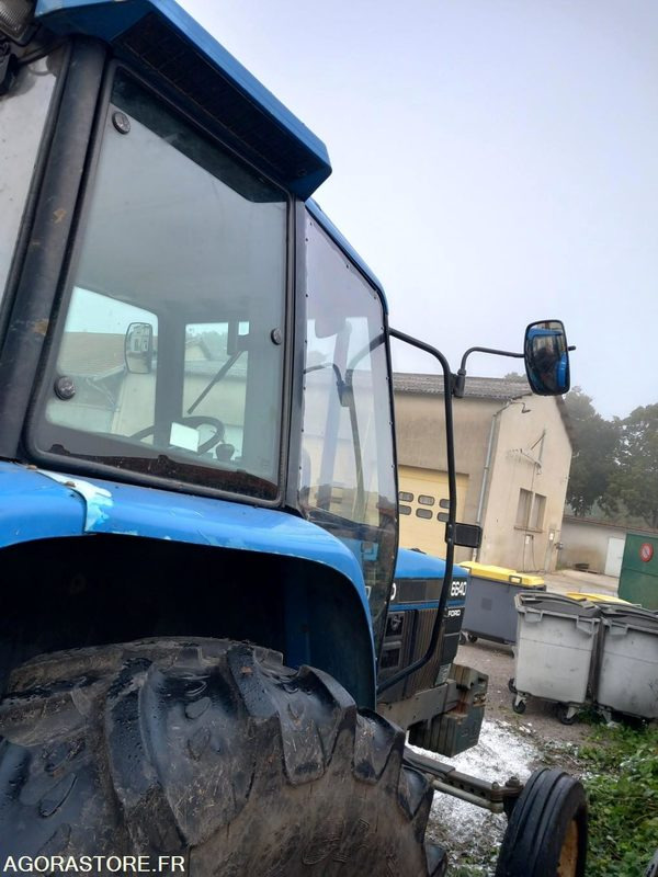 TRACTEUR NEW HOLLAND - Traktör: fotoğraf 4 TRACTEUR NEW HOLLAND - Traktör: fotoğraf 4