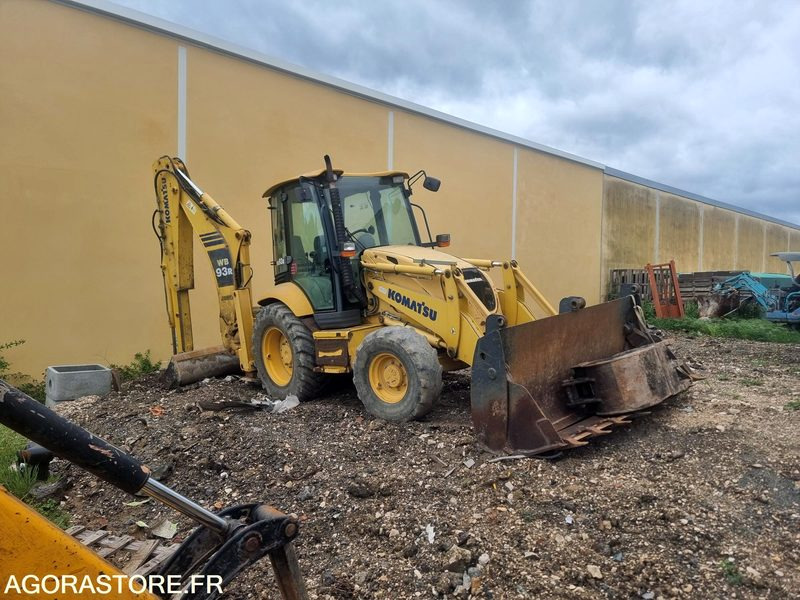 TRACTOPELLE KOMATSU WB93R / F51441 / 2006 / 7 391H / VENTE EN L'ETAT - Iş makinesi: fotoğraf 2 TRACTOPELLE KOMATSU WB93R / F51441 / 2006 / 7 391H / VENTE EN L'ETAT - Iş makinesi: fotoğraf 2