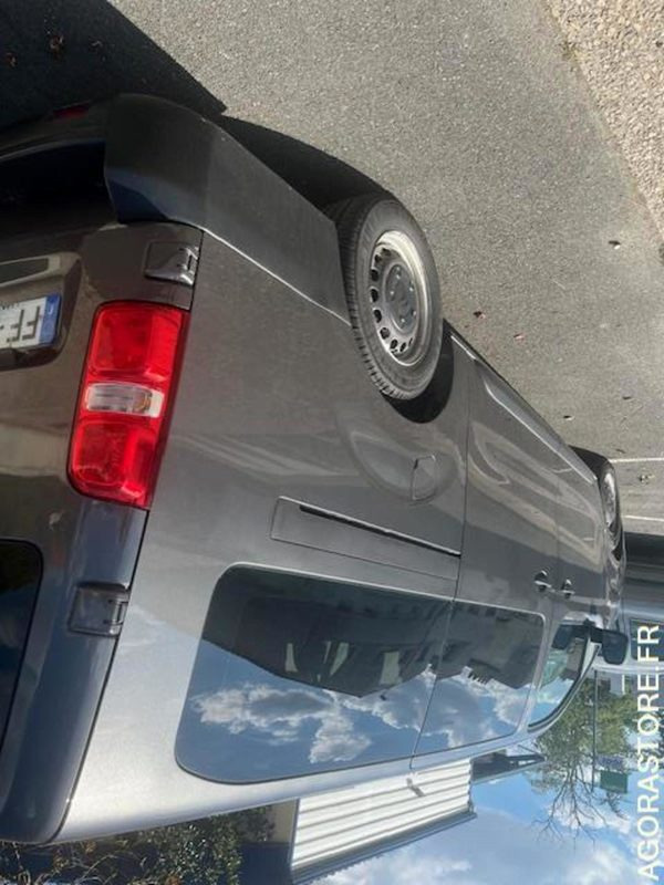 TTC / 0% TVA - MINIBUS CITROEN JUMPY SPACETOURER 1.5L BHDI - 4 portes - 2019 - Minibüs, Minivan: fotoğraf 3 TTC / 0% TVA - MINIBUS CITROEN JUMPY SPACETOURER 1.5L BHDI - 4 portes - 2019 - Minibüs, Minivan: fotoğraf 3