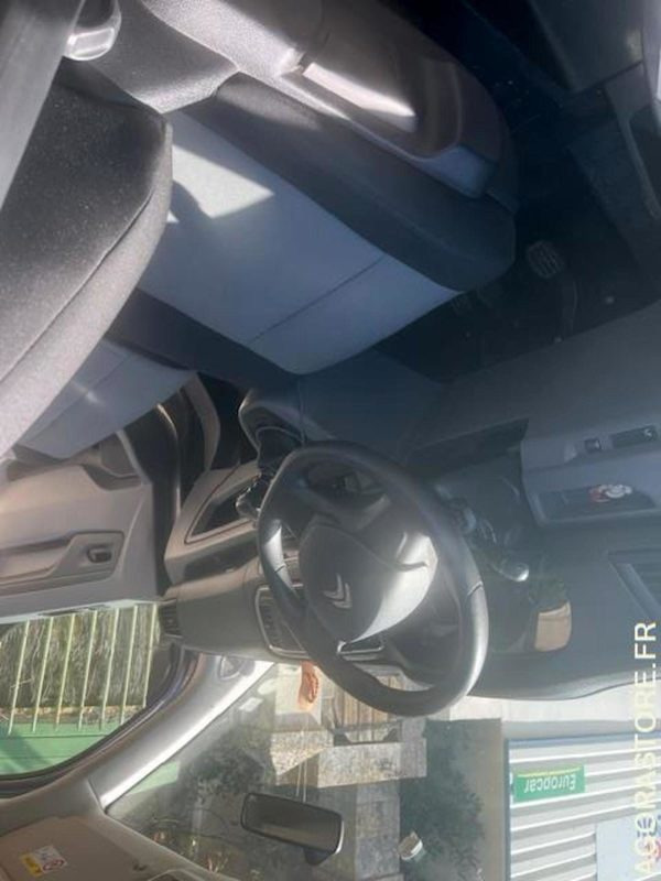 TTC / 0% TVA - MINIBUS CITROEN JUMPY SPACETOURER 1.5L BHDI - 4 portes - 2019 - Minibüs, Minivan: fotoğraf 4 TTC / 0% TVA - MINIBUS CITROEN JUMPY SPACETOURER 1.5L BHDI - 4 portes - 2019 - Minibüs, Minivan: fotoğraf 4