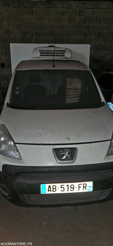 VEHICULE FRIGORIFIQUE PEUGEOT PARTNER AB519FR - Küçük panelvan: fotoğraf 1 VEHICULE FRIGORIFIQUE PEUGEOT PARTNER AB519FR - Küçük panelvan: fotoğraf 1