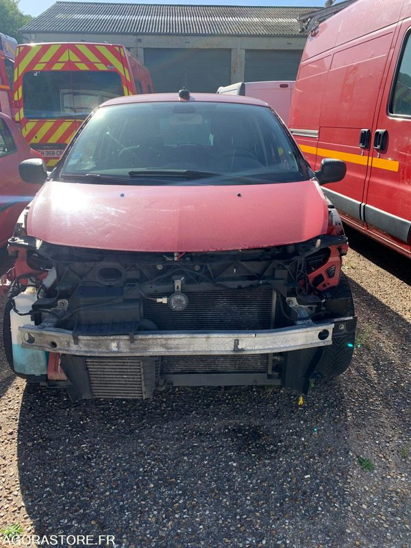 VL RENAULT CLIO3 AB102YS - Binek araba: fotoğraf 2 VL RENAULT CLIO3 AB102YS - Binek araba: fotoğraf 2
