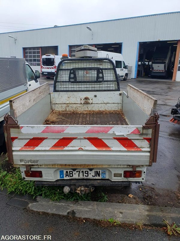 VQ-V20M PIAGGIO PORTER. - Damperli kamyonet: fotoğraf 3 VQ-V20M PIAGGIO PORTER. - Damperli kamyonet: fotoğraf 3