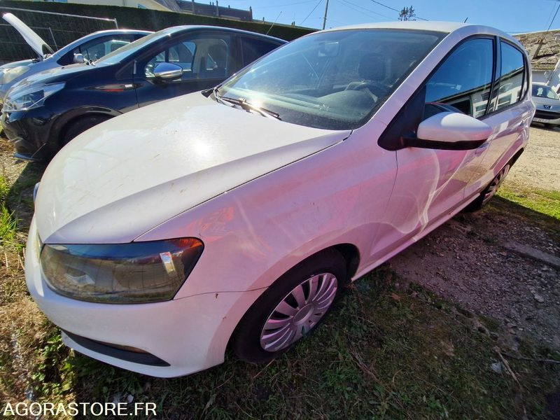 Volkswagen polo - DS968NN - 2015 - 115034km - Binek araba: fotoğraf 1 Volkswagen polo - DS968NN - 2015 - 115034km - Binek araba: fotoğraf 1