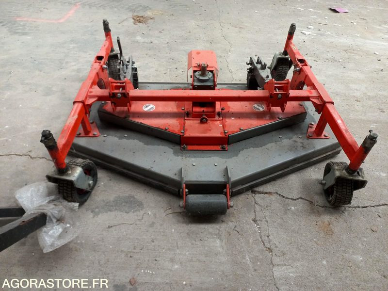 Coupe de tondeuse mulchng Morgneux TMC 150 fixation Kubota - Çim biçme makinesi: fotoğraf 3 Coupe de tondeuse mulchng Morgneux TMC 150 fixation Kubota - Çim biçme makinesi: fotoğraf 3