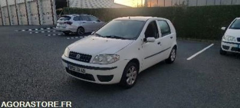 Fiat punto 137166 kms 2005 - Binek araba: fotoğraf 1 Fiat punto 137166 kms 2005 - Binek araba: fotoğraf 1