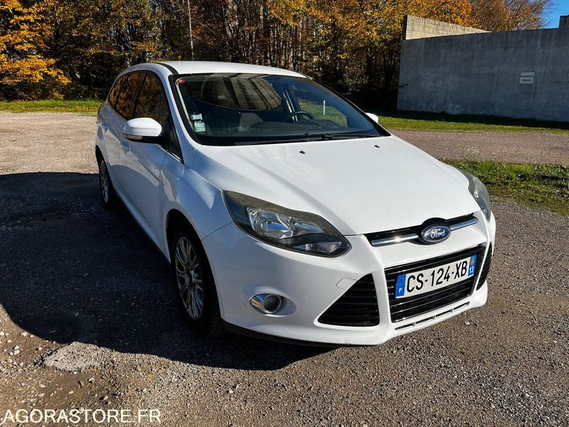 Ford focus 1lecoboost 2013 149000km - Station wagon: fotoğraf 1 Ford focus 1lecoboost 2013 149000km - Station wagon: fotoğraf 1