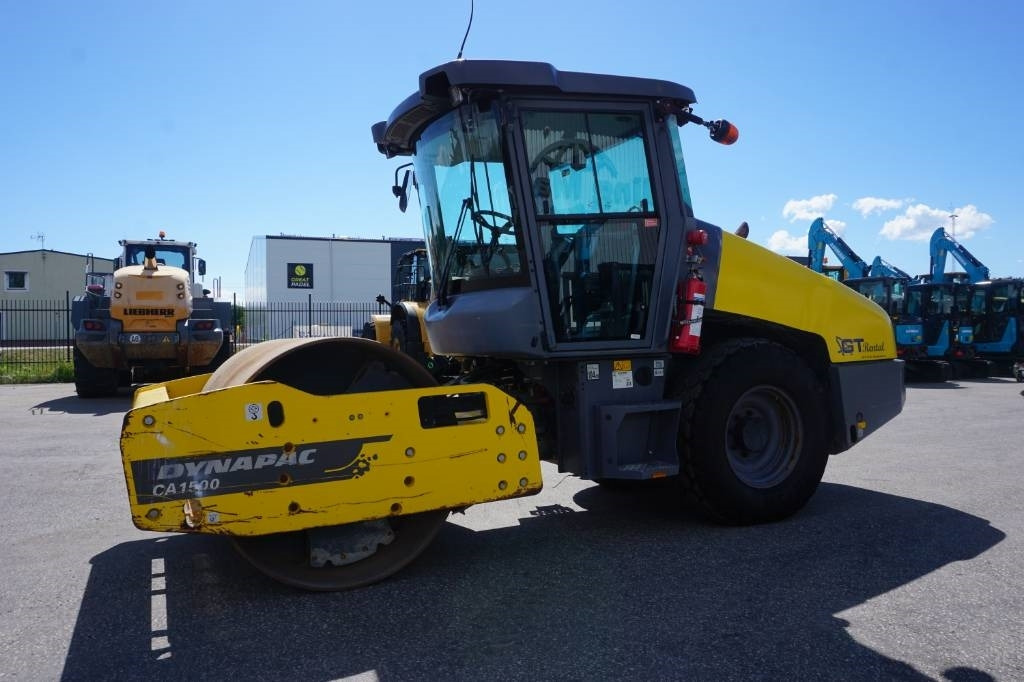 Atlas Copco Dynapac CA 1500 - Kompaktör: fotoğraf 1 Atlas Copco Dynapac CA 1500 - Kompaktör: fotoğraf 1