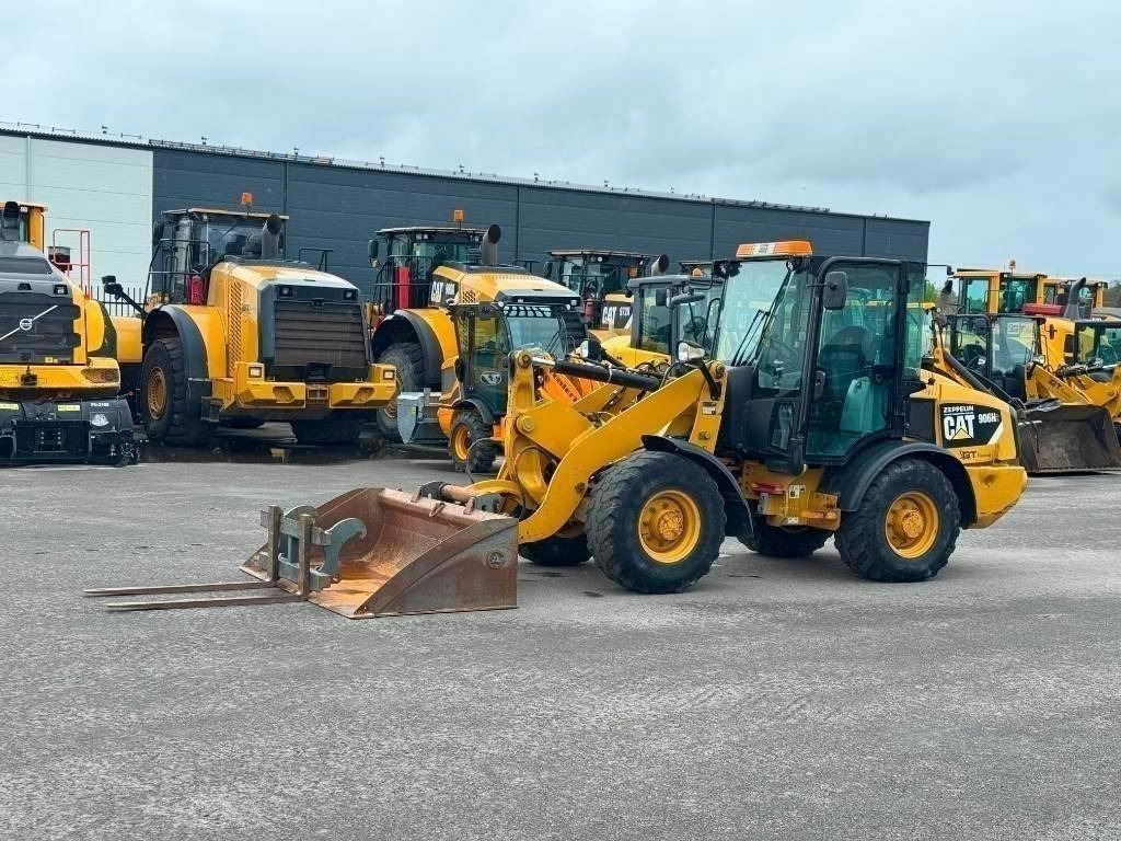 CAT 906 H 2 - Tekerlekli yükleyici: fotoğraf 3 CAT 906 H 2 - Tekerlekli yükleyici: fotoğraf 3