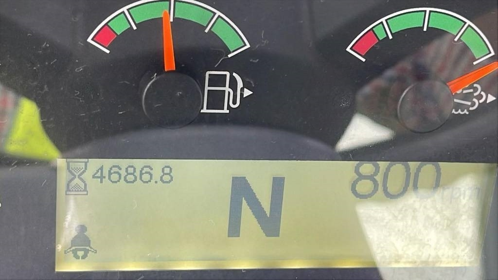 CAT 938M - Tekerlekli yükleyici: fotoğraf 5 CAT 938M - Tekerlekli yükleyici: fotoğraf 5