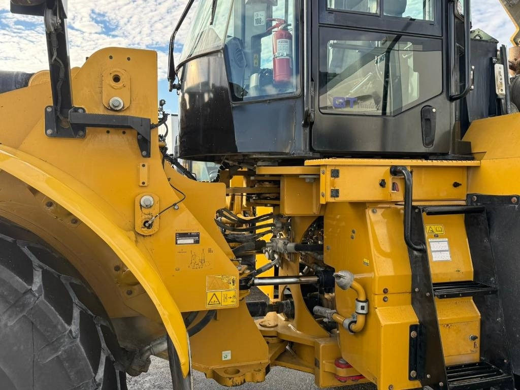 CAT 966M - Tekerlekli yükleyici: fotoğraf 4 CAT 966M - Tekerlekli yükleyici: fotoğraf 4