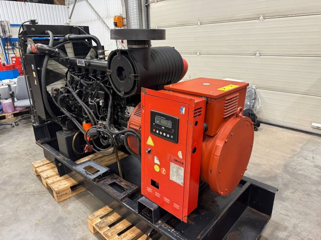 Elverk Duetz MWM180 kVA - Elektrikli jeneratör: fotoğraf 1 Elverk Duetz MWM180 kVA - Elektrikli jeneratör: fotoğraf 1