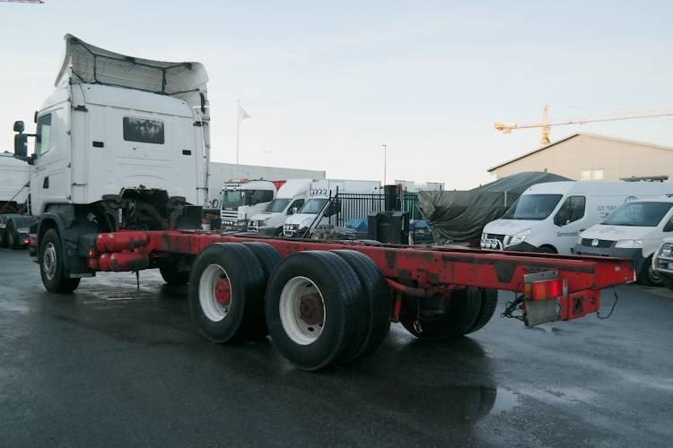 Scania R620 - Şasi kamyon: fotoğraf 4 Scania R620 - Şasi kamyon: fotoğraf 4