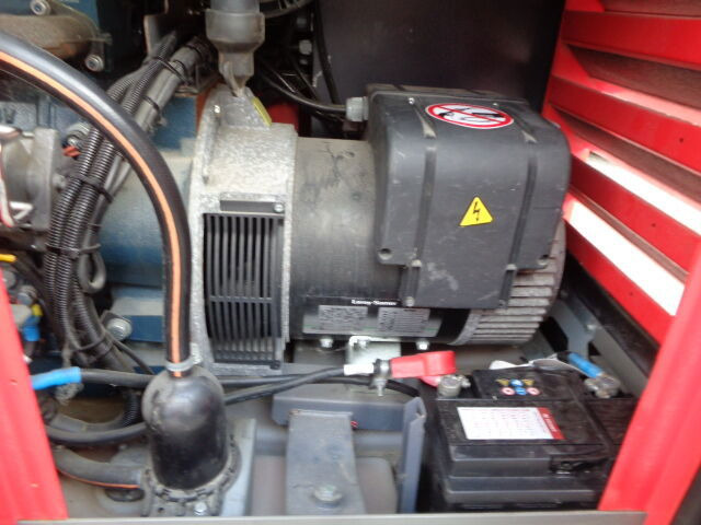 Atlas Copco QAS 20 KVA - Elektrikli jeneratör: fotoğraf 3 Atlas Copco QAS 20 KVA - Elektrikli jeneratör: fotoğraf 3