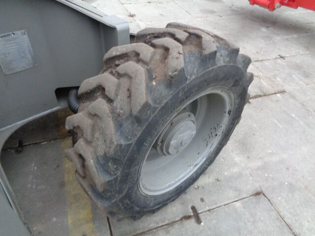 Haulotte HA120 - Eklemli platform: fotoğraf 2 Haulotte HA120 - Eklemli platform: fotoğraf 2